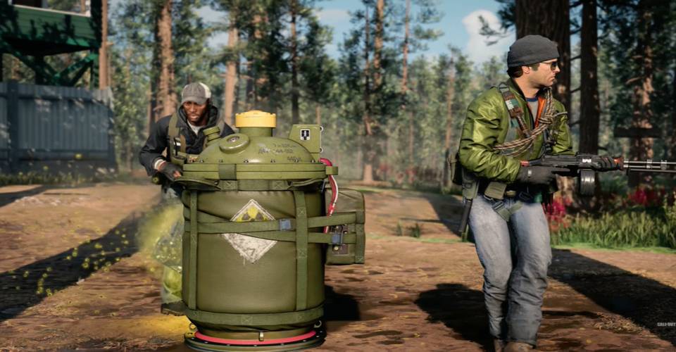 Call Of Duty Black Ops Cold War Trailer Reveals Fireteam Dirty Bomb Mode