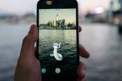 Pokemon Go Players Report Game Is Draining Phone Batteries In The Background Pokemon Go Players Report Game Is Draining Phone Batteries In The Background